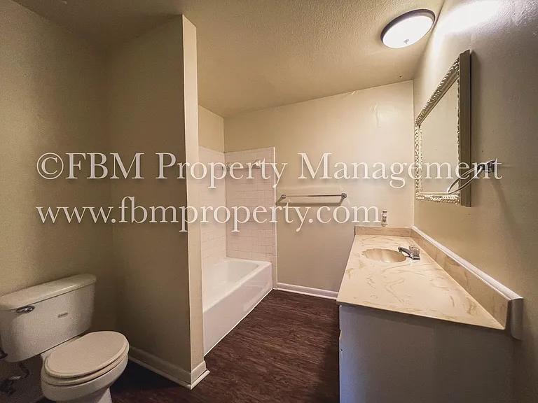 Coming Soon - 202 N 23 1/2 St - Cozy 2 Bedroom, 1 Bathroom With Fenced Yard in Corsicana TX! — Photo 9