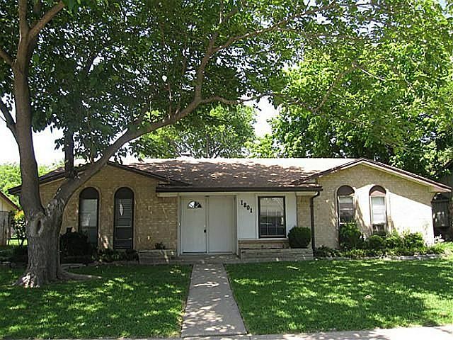 1st image of 1801 San Antonio Dr