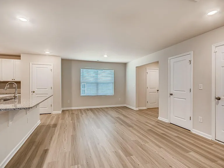 3118 Treyson Dr — Photo 4