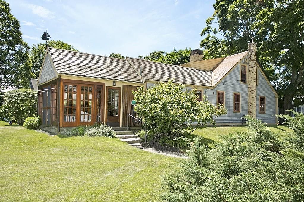 8 Pond St, Hingham, MA 02043 Zillow