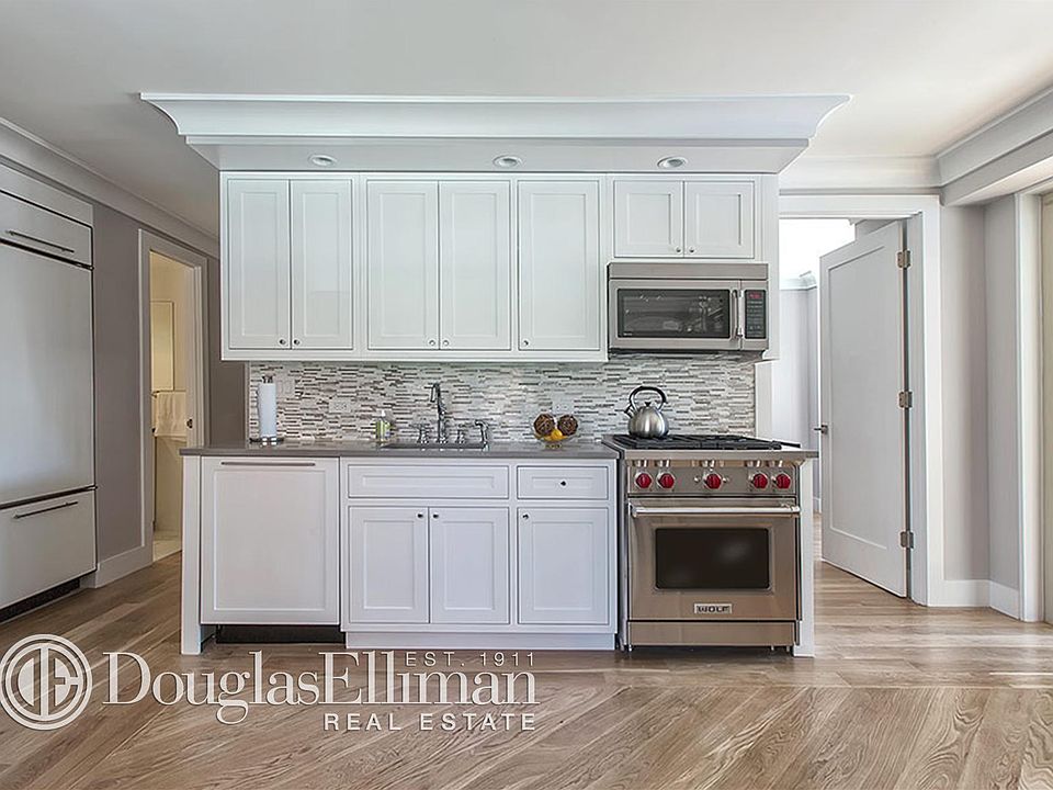 1st image of 70 W 93rd St APT 10d