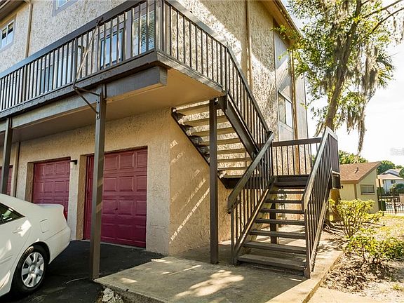 2nd image of 6309 Newtown Cir #9B6