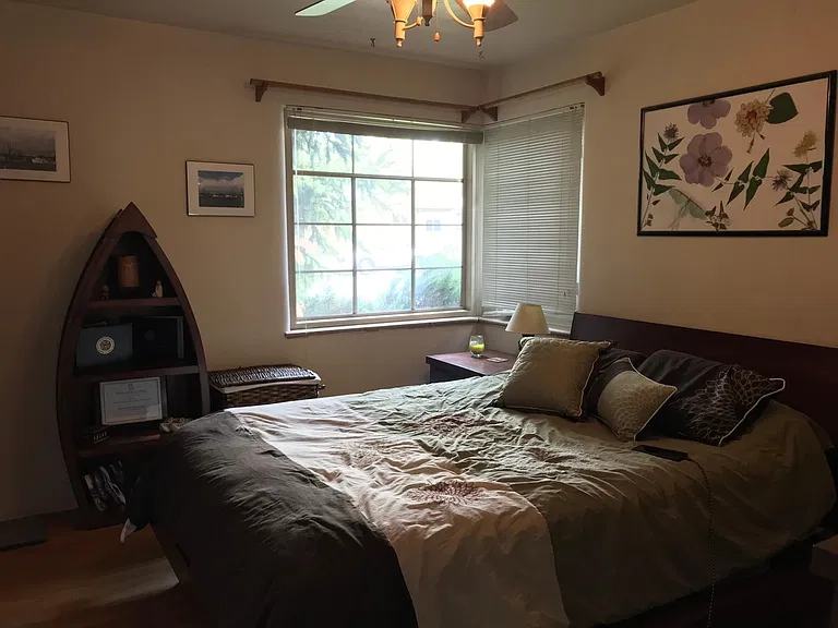 1221 Jasmine St — Photo 8