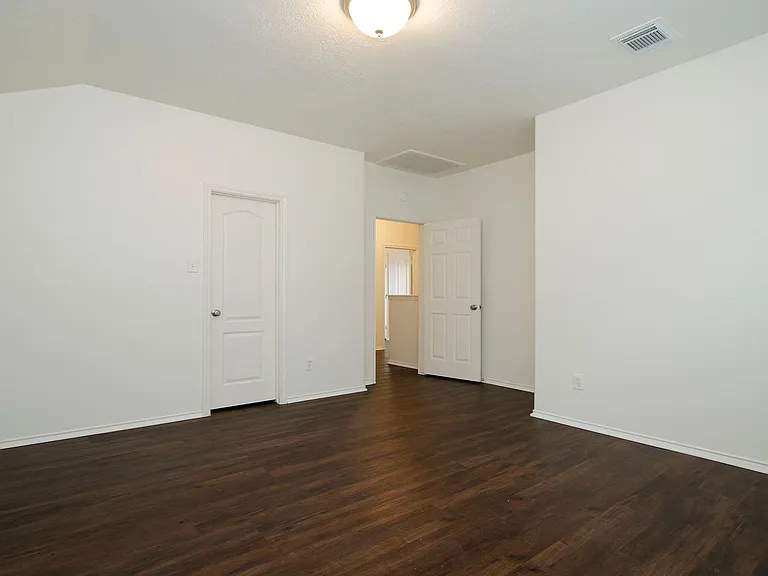 20102 Glacier Falls Dr — Photo 38