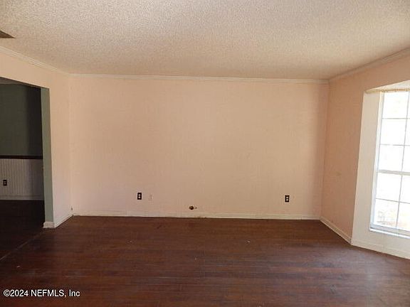 3rd image of 3527 SHELDON Road