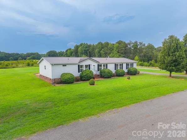 102 Jenny Dr, Shelby, NC 28152