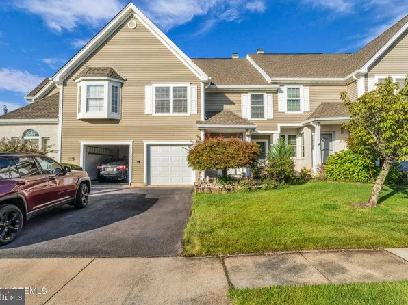 5302 Belmont Ct, Toms River, NJ 08755