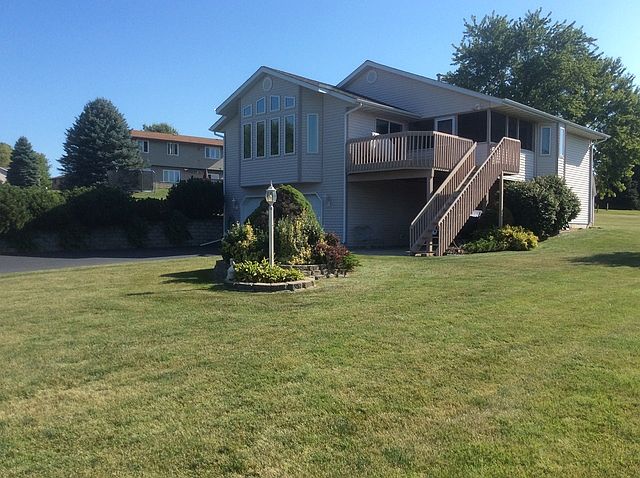 1st image of 2384 Southgate Dr