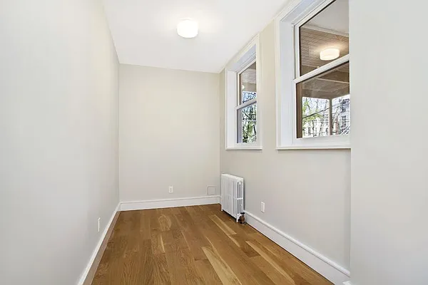 Rented by Dwell Residential Inc | media 33