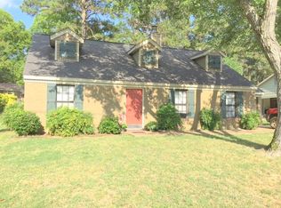 1803 McArthur Dr, Starkville, MS 39759