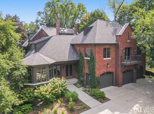 251 Plymouth Ave SE, Grand Rapids, MI 49506