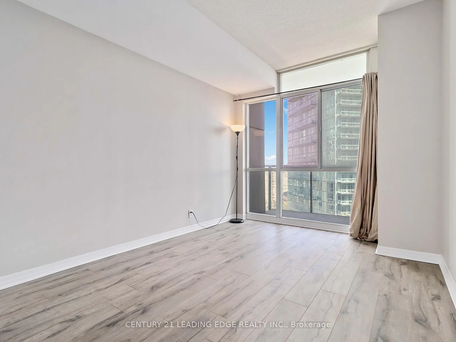 1 bed, $2,350 — Photo 3