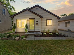 23114 Hazelwood Ave, Hazel Park, MI