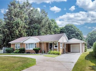 3699 Avonia Rd, Fairview, PA 16415