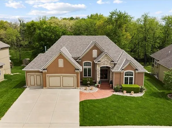 5401 NW 78th St, Kansas City, MO 64151