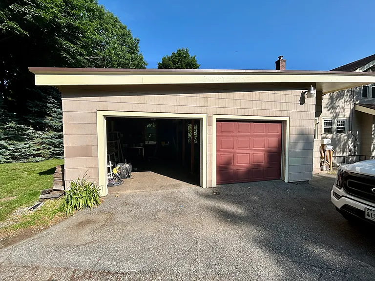 80 Western Ave — Photo 26