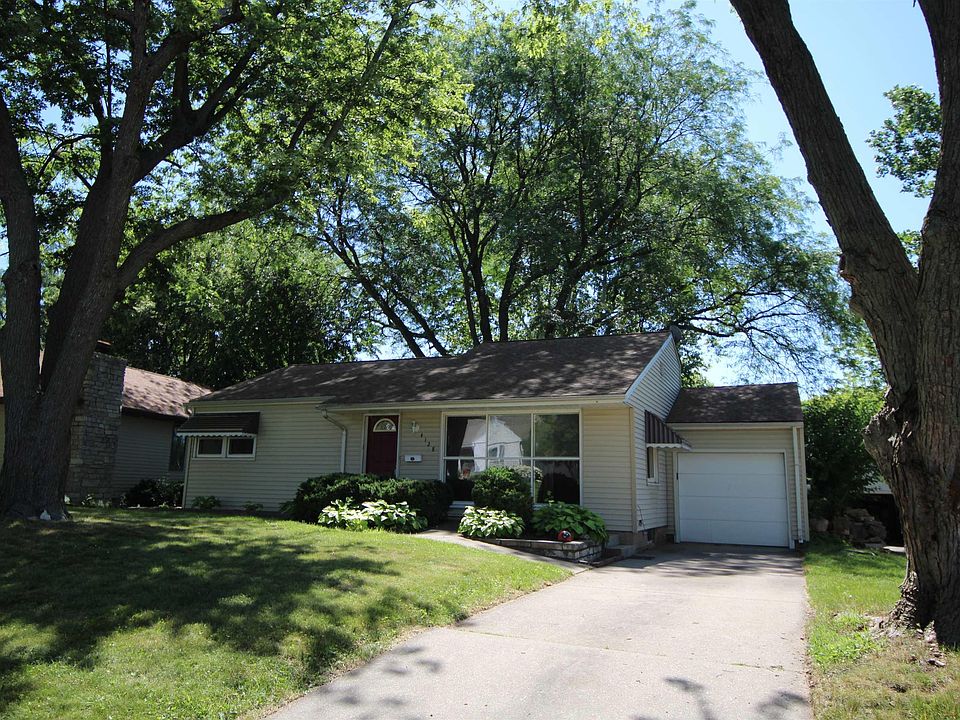 1st image of 4128 N Hollyridge Cir