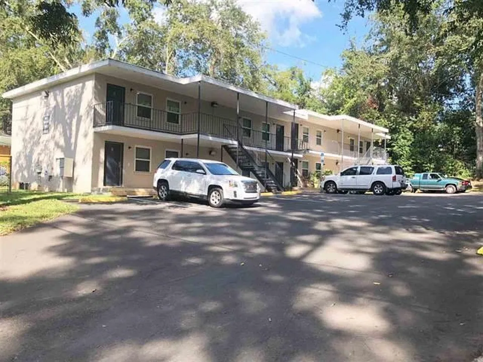 1911 Pasco St #8