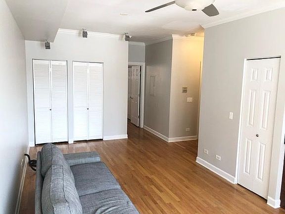 4th image of 540 W Belmont Ave APT 1N