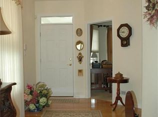 2060 Alexander Dr, Macungie, PA 18062
