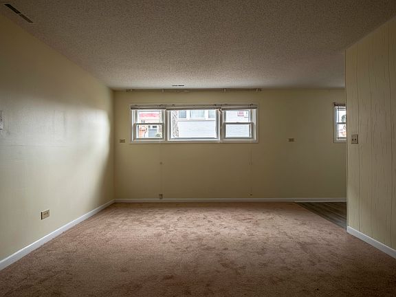 3rd image of 9431 Lawrence Ave #3131