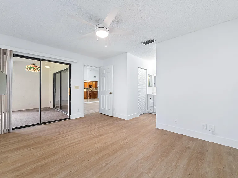 3151 Leewood Ter #L228 — Photo 23