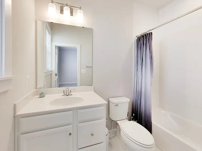 16212 Bushwick Pl — Photo 25