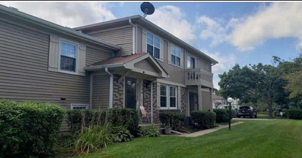 1st image of 324 Plumwood Ln