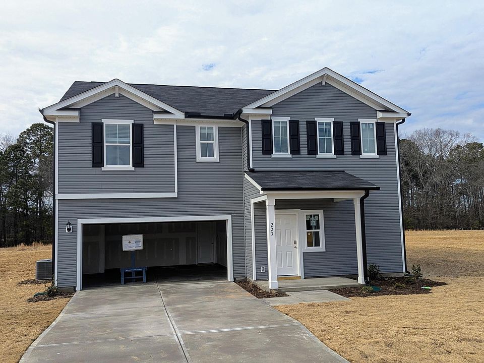 1st image of 223 Shiloh Woods Cir