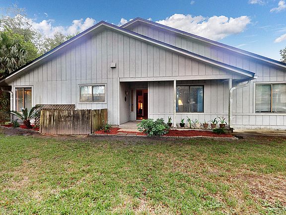 3rd image of 431 Newport Village Dr