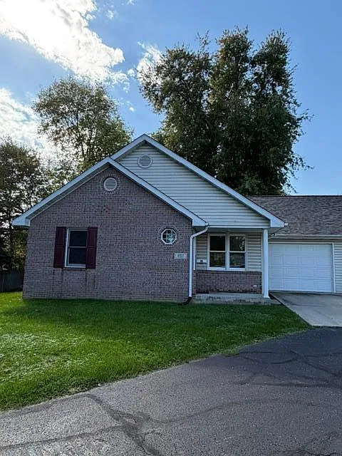 857 Jefferson Ave
