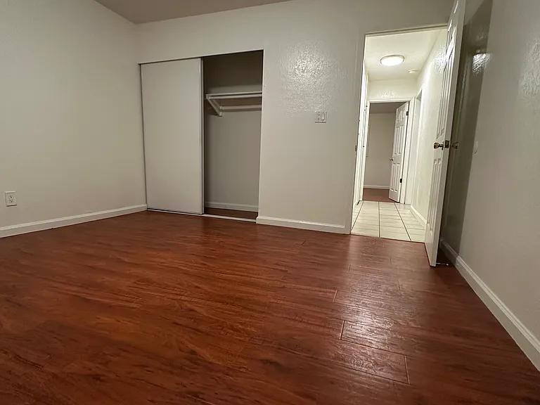 1064 Waters Ave #3 — Photo 6