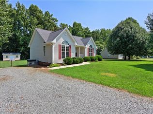 1013 Ravenwood Dr, Graham, NC 27253