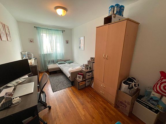 4th image of 4304 30th Ave APT 3R