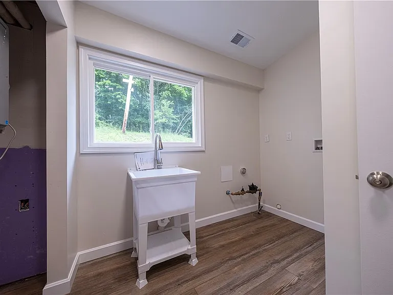 1165 Kings Ln — Photo 19
