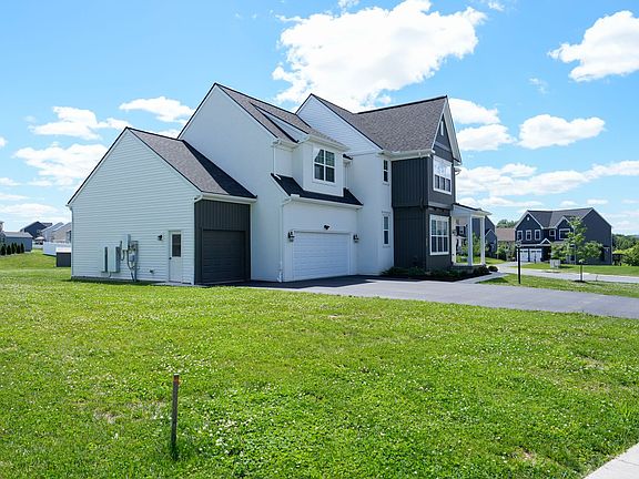 2nd image of 245 Hollyhock Dr