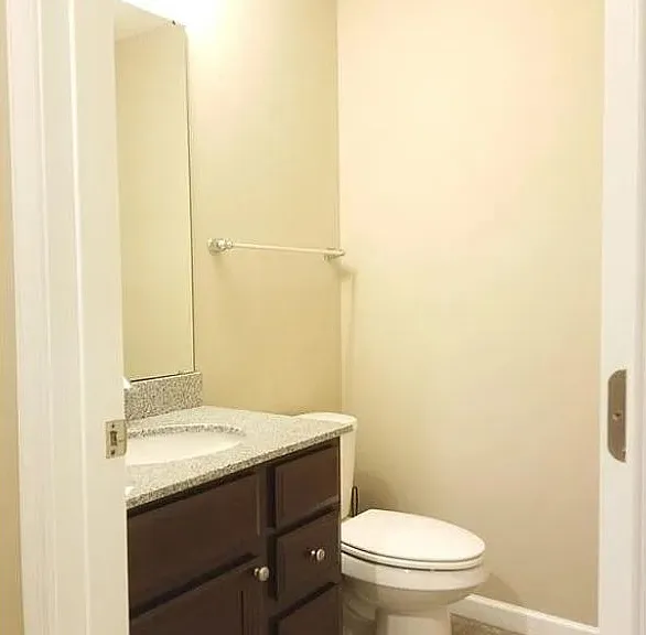 5055 Lake Forest Dr — Photo 28