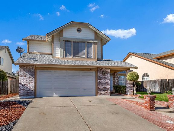 3rd image of 8522 Delahye Cir