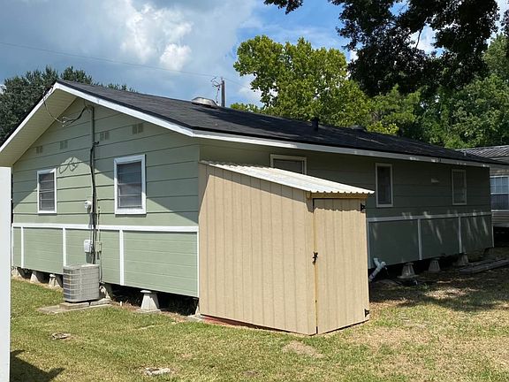 3rd image of 622 Exey Dr