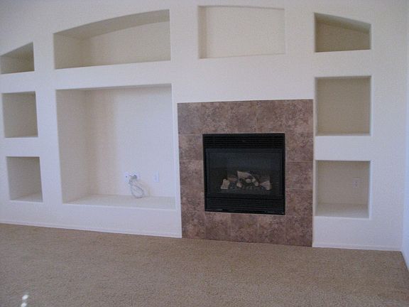 House w/o furntiure 