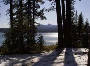 25374 Crescent Lake Rd, Crescent Lake, OR 97733