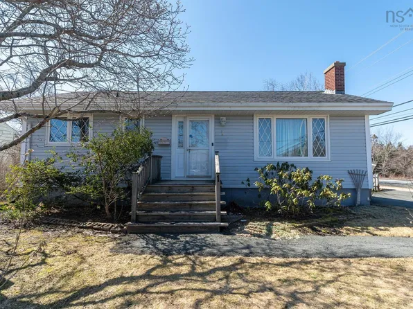 1 Juniper Cres, Halifax, NS B3R 2H3