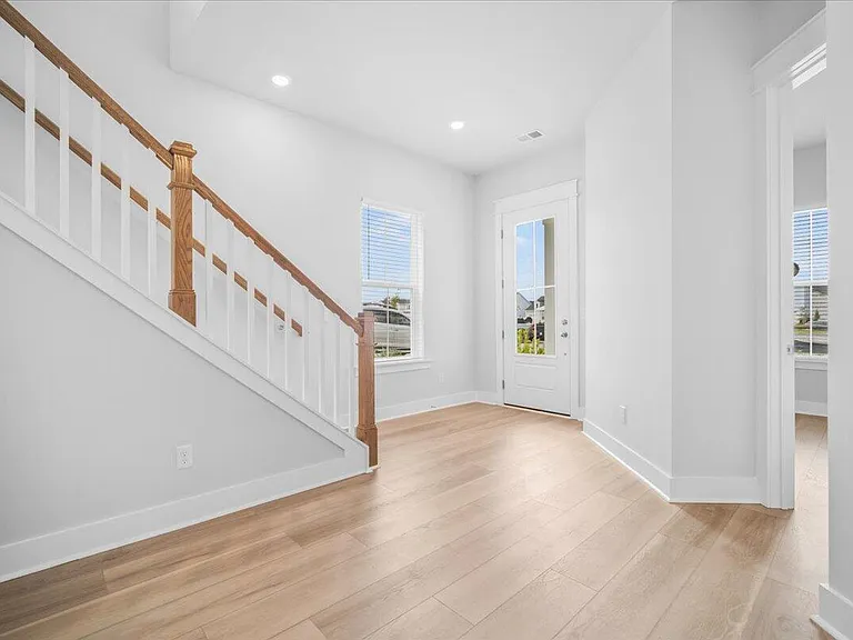88 French Garden Cir — Photo 5