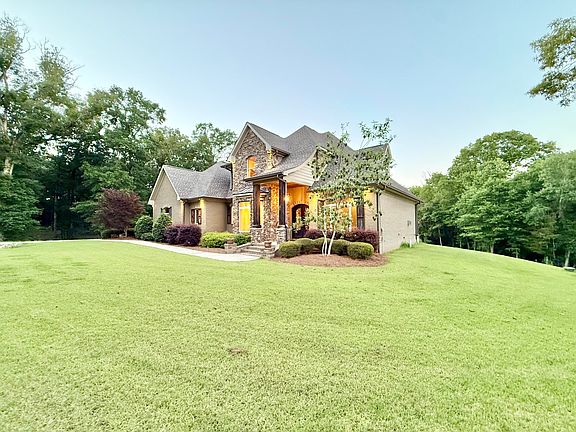 4th image of 175 Ridge Farm Rd