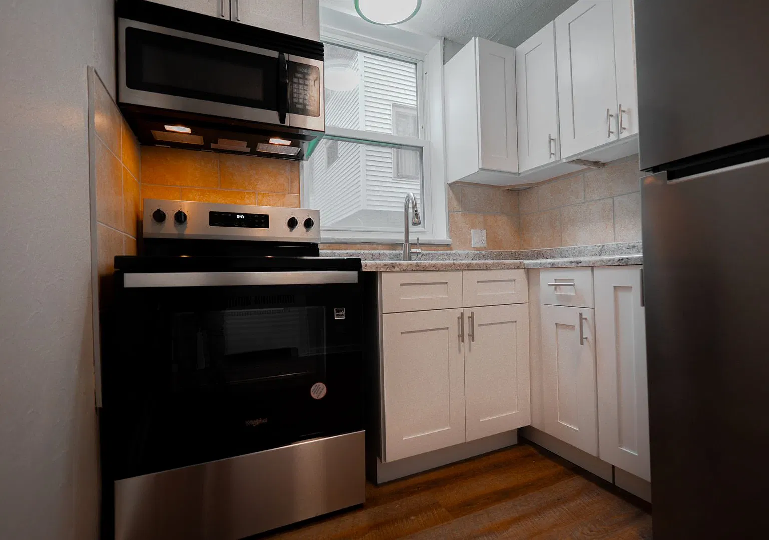 Beautifully Renovated 10 Unit Apartment Complex — Photo 3