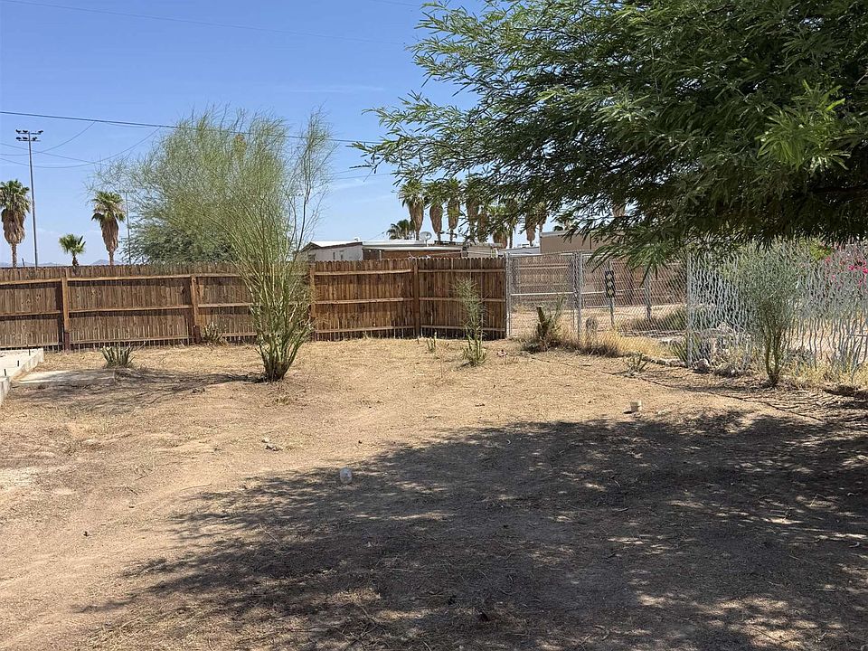 2nd image of 40164 E Texas Ave
