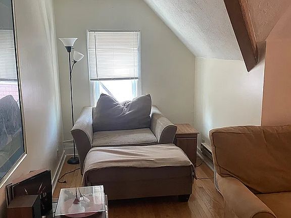 3rd image of 77 Rutgers St #6
