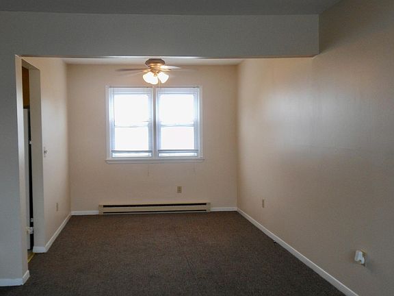 2nd image of 82 William St #3