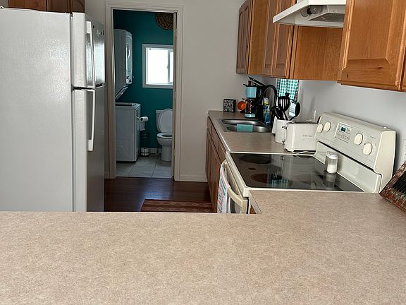 4th image of 6950 Roelofs Ct