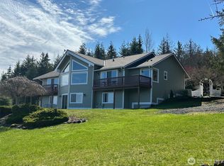 83 Songbird Ln, Sequim, WA 98382